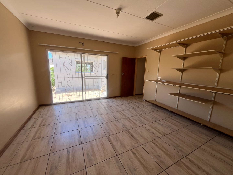 4 Bedroom Property for Sale in Keimoes Northern Cape
